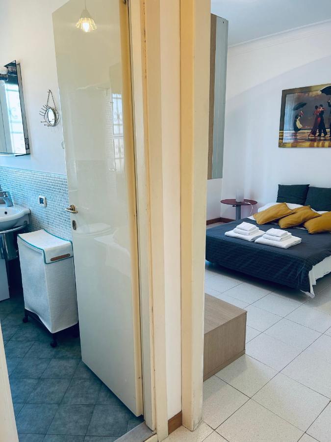 Flat 03 - New Opening Apartment Roma Ngoại thất bức ảnh